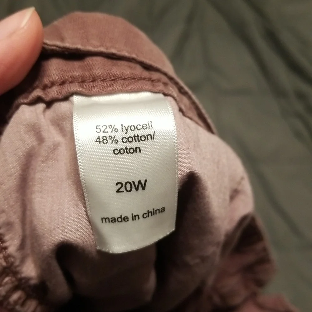 Maurices Women's Purple Cargo Shorts - Picture 4 of 4